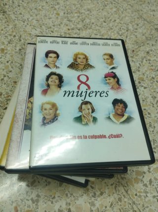 DVD 8 Mujeres (Comedia/Crimen)