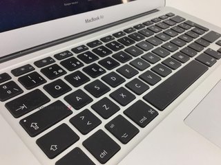 portatil apple apple macbook air core i5 1.4 13 (2014) (a1466)