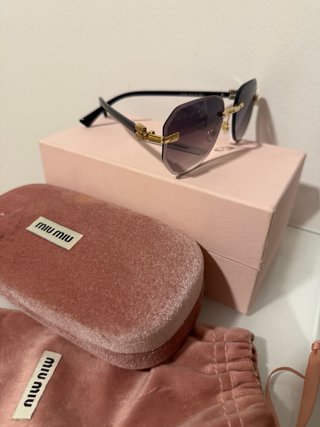 Gafas de sol Miu Miu Octagonales Doradas Grises