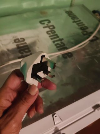 Nevera pequeña Bosch nueva, enchufe inglés