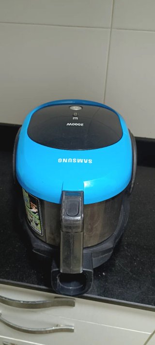Aspiradora Samsung Azul y Negra