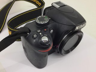 camara digital reflex nikon d3200