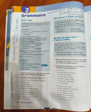 libro de texto de francés Tous ensamble!