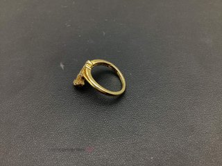 anillo oro 18k con piedra con circonita