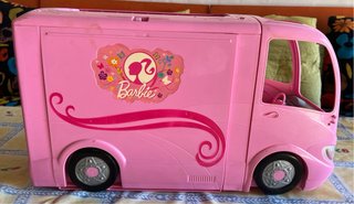 Autocaravana Barbie Glamour Camper 2008
