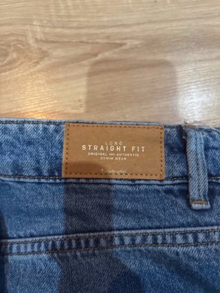 Pantalón pitillo azul Stradivarius