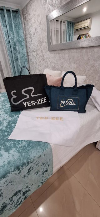 Bolso YES ZEE azul y dorado