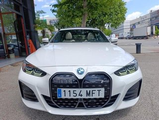 BMW i4 eDrive40 250 kW (340 CV)