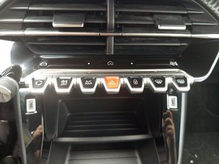 Peugeot 2008 PureTech 100 SANDS Active 75 kW (100 CV)