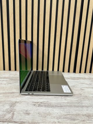 MacBook Pro 13" 2019 TB i7 16GB 500GB