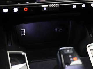 DS DS7 Crossback Plug-In Hybrid Pallas 165 kW (224 CV)