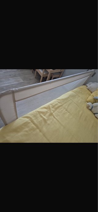Barrera de seguridad para cama infantil