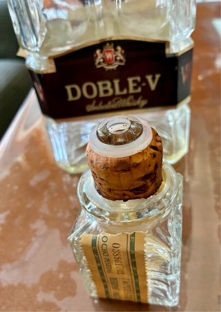 Botella Whisky Vintage Hiram Walker Doble-V