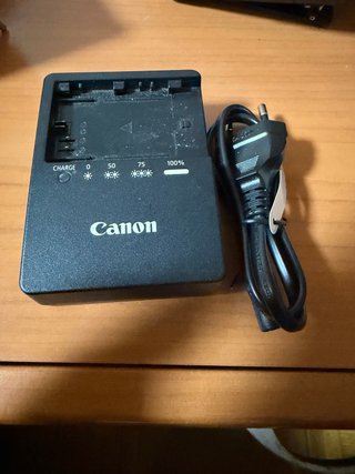 Caricabatterie originale Canon 6D