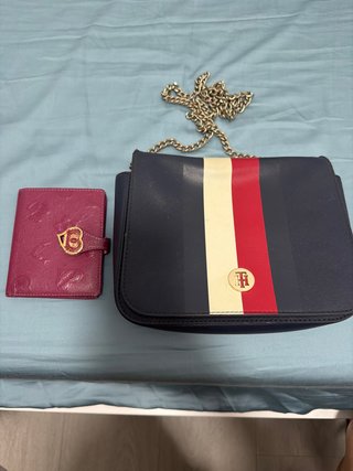 Bolso Tommy Hilfiger y Cartera