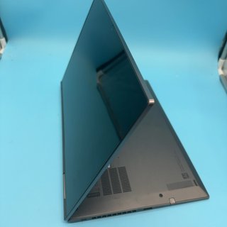 - Lenovo ThinkPad X1 Yoga Gen 4 256GB portátil