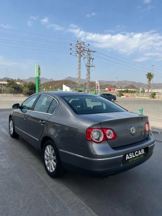 VOLKSWAGEN PASSAT 2.0 TDI