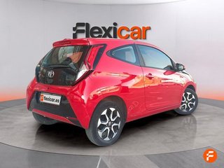 Toyota Aygo 1.0 70 x-play
