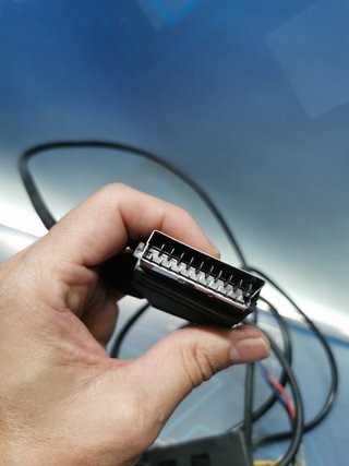 cable especial,  "ladron" multiple euroconector + componentes