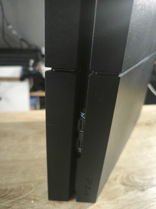 PS4 (PlayStation 4) Negra + Call of Duty