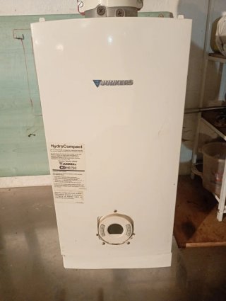 Calentador Junkers HydroCompact Butano