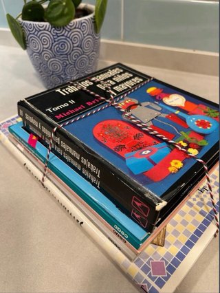 Lote 7 libros de manualidades, arte y decoración.