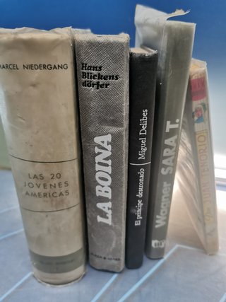 lote de 8 libros, 14 novelas, SELECCIONES DEL READER DIGEST Y MAS