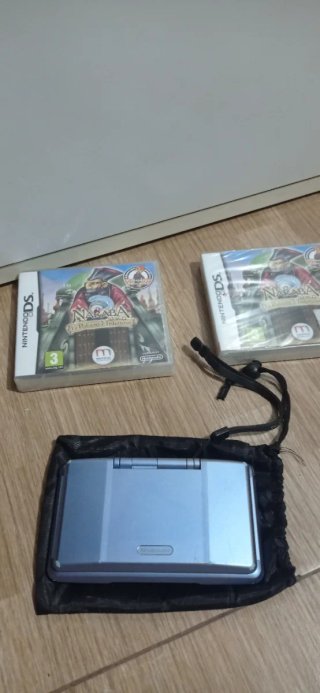 Nintendo DS Azul + 2 Juegos
