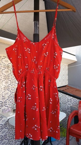 Vestido de Verão Vermelho Florido Tamanho 34
