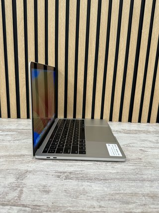MacBook Pro 13" 2017 TB i5 16GB 500GB