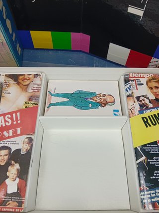 juego de mesa, JET SET, completo, JULIO IGLESIAS, MIGUEL BOSE, ALMODOVAR, ISABEL PANTOJA, ETC