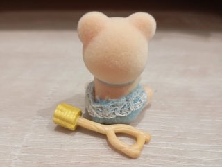 Sylvanian Families bebe oso Bradley Cuddle