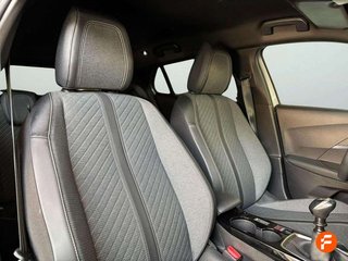 Peugeot 2008 Allure Gasolina 100 S&S 6 Vel. MAN