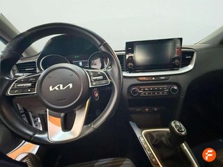 Kia Ceed 1.6 MHEV iMT 100kW (136CV) Drive