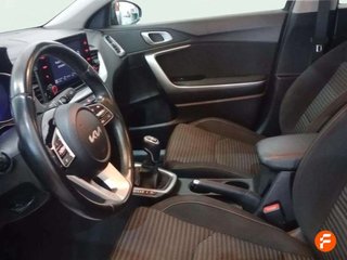 Kia Ceed 1.6 MHEV iMT 100kW (136CV) Drive