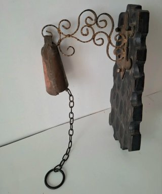 ANTIGUO LLAMADOR O CAMPANA DE PARED VINTAGE