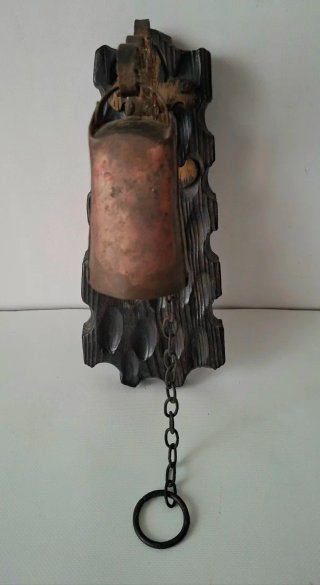 ANTIGUO LLAMADOR O CAMPANA DE PARED VINTAGE