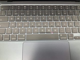 portatil apple apple macbook air m2 8-core 3.4 13 (10gpu) (2022) (a2681)