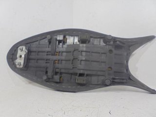 18954 asiento suzuki gladius 650