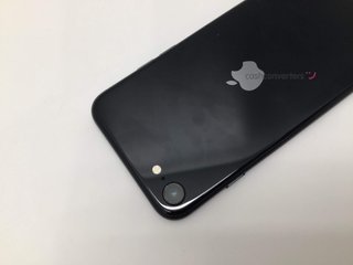 apple iphone se 128gb