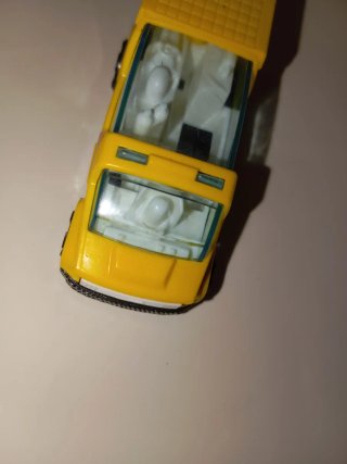 Coche Hot Wheels escala 1:64