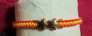 Pulseras de hilo hechas a mano