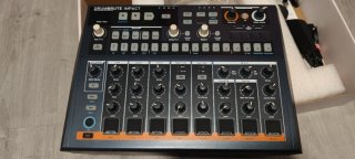 Arturia Drumbrute Impact