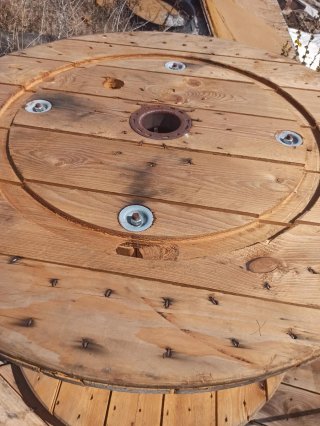 Bobina de madera grande
