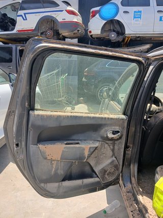 PUERTA TRASERA IZQUIERDA Dacia Lodgy (04.2012->)