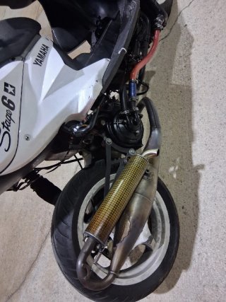 Yamaha Aerox 49cc Scooter Blanca