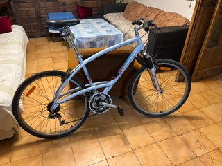 Bicicleta Decathlon azul