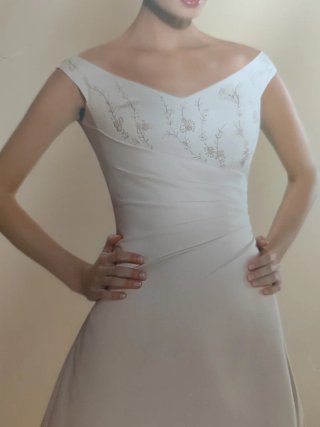 Vestido de Novia Beige y Blanco