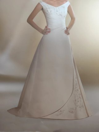 Vestido de Novia Beige y Blanco