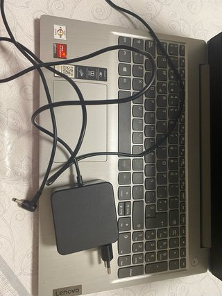 Portátil Lenovo IdeaPad 3 Plata